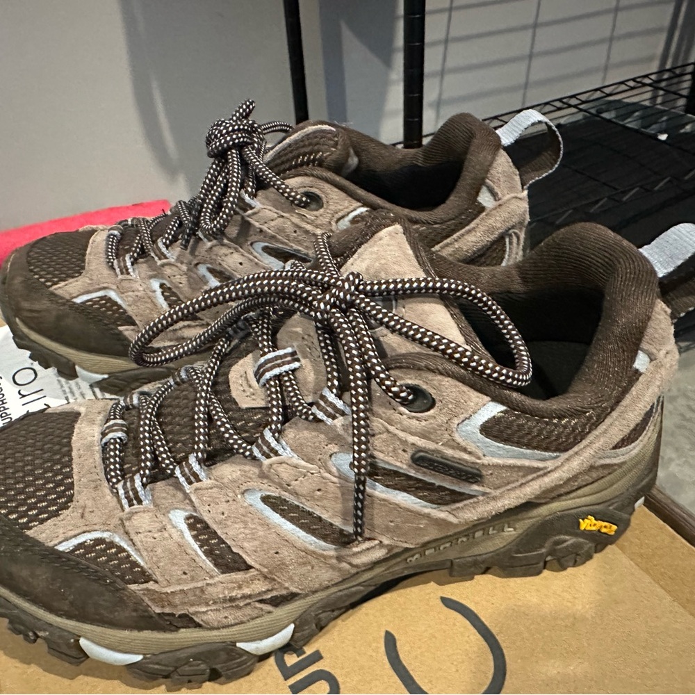 Merrell Brown Hiking Shoes - Picture 1 of 4